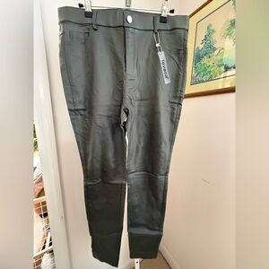 Levaca Leather Like Pewter Colored Stretchy Pants. NWT. Size XL.